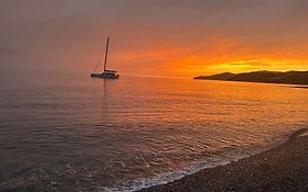 Apartamento junto al mar en costa tropical y Alpujarras granadinas